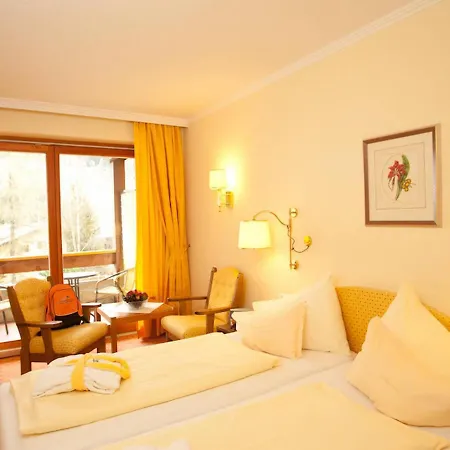 Hotel Evident Praegant 4 4*