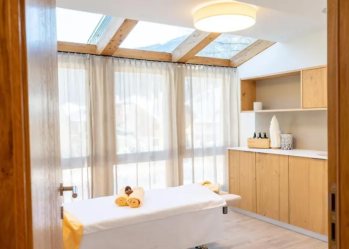 Evident Prägant 4-superior 4*