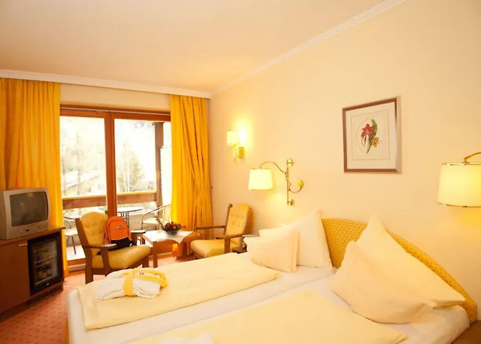 Evident Prägant 4-superior Hotell 4*